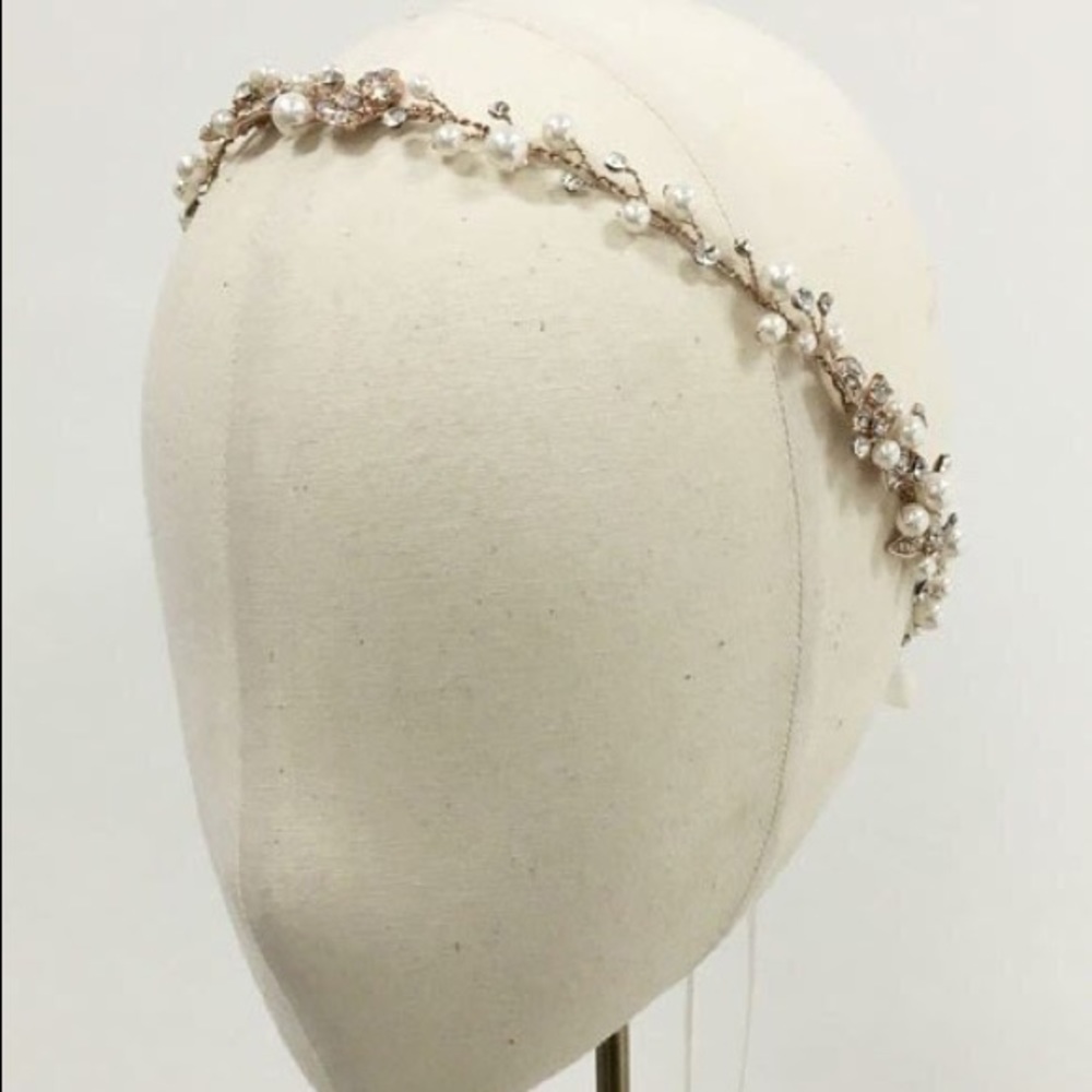 Bel Aire Bridal Headpiece- Pearl-rhinestone
